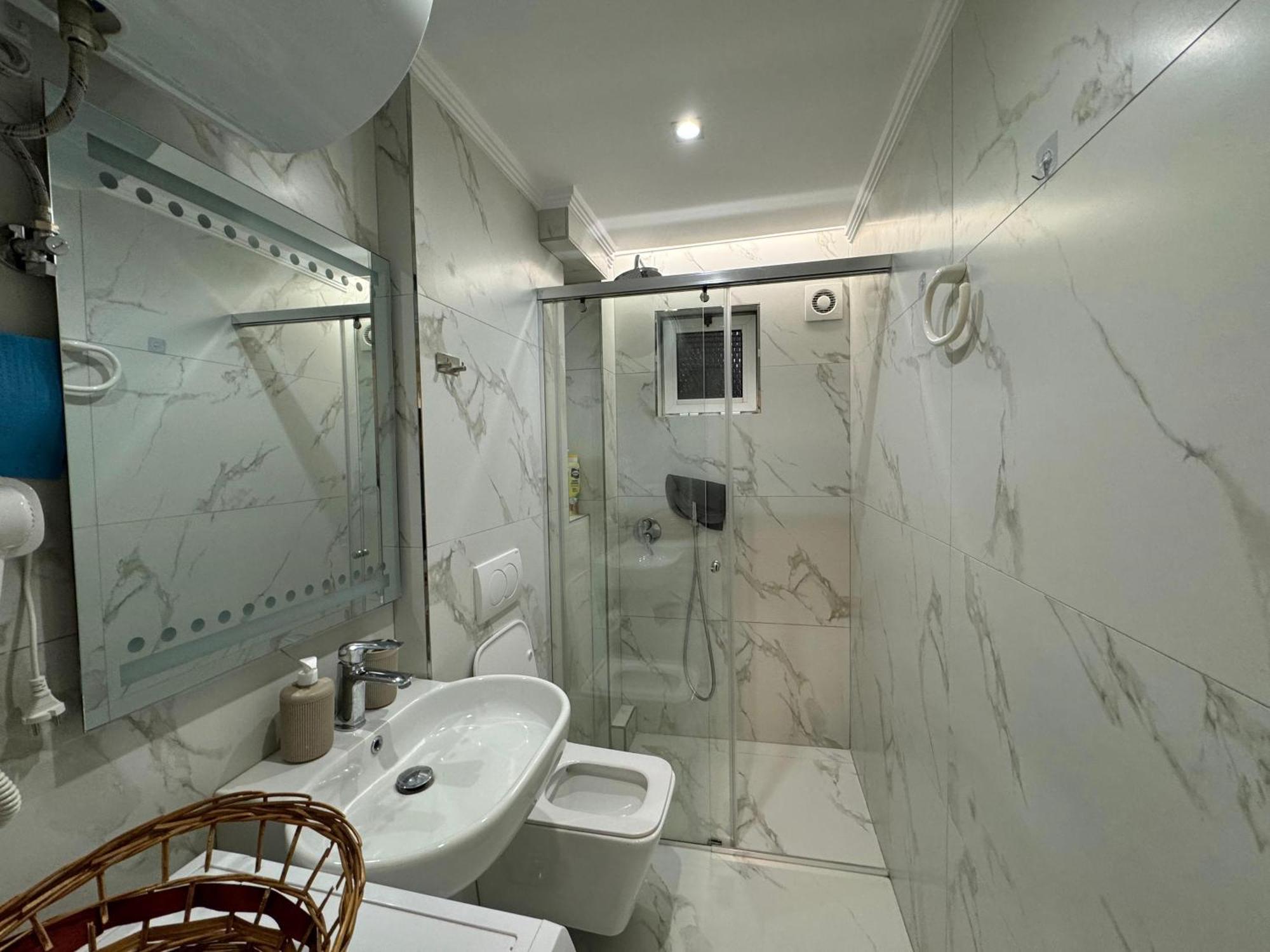 Apartament Tesa New *